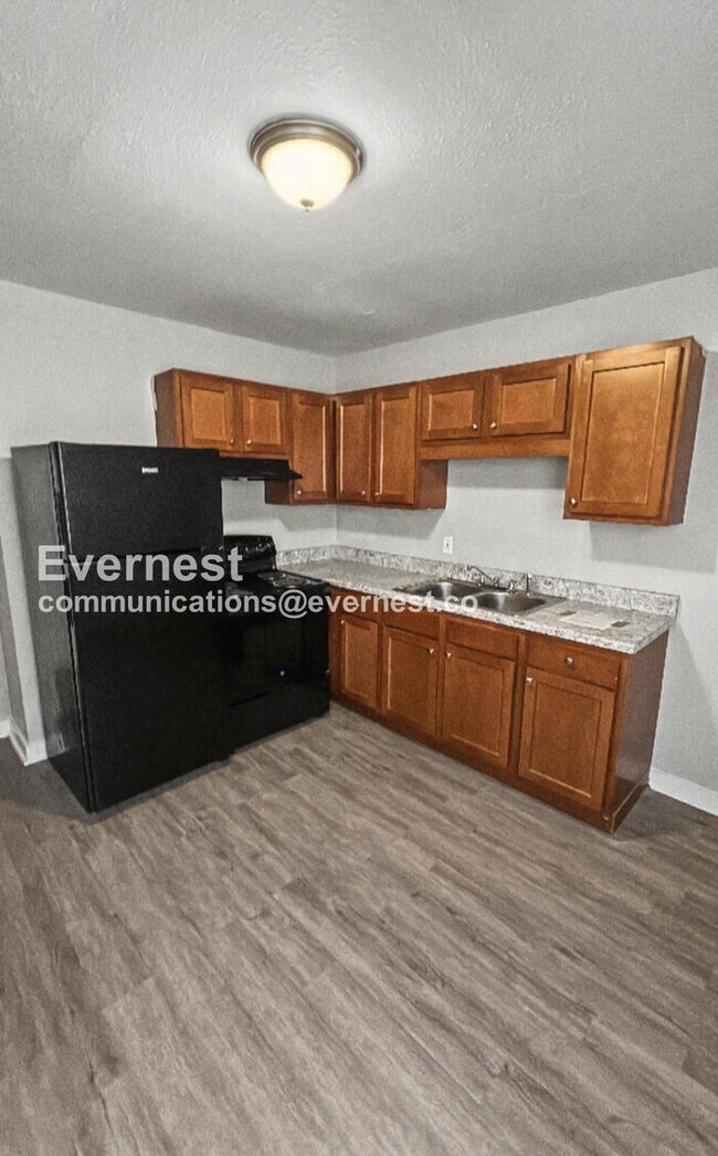 Photo - 1018 4th Ave W Unidad 2