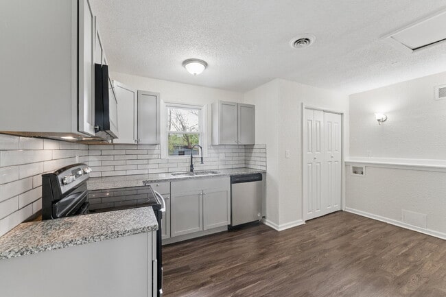 Photo - Fully Renovated 2BR/2BA + Bonus Room – Quiet Living with Spacious Backyard!  1st Month is FREE!