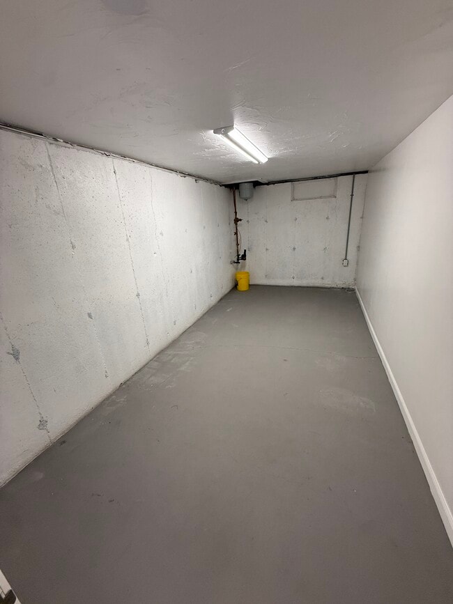 Photo - James Apt Unit 2