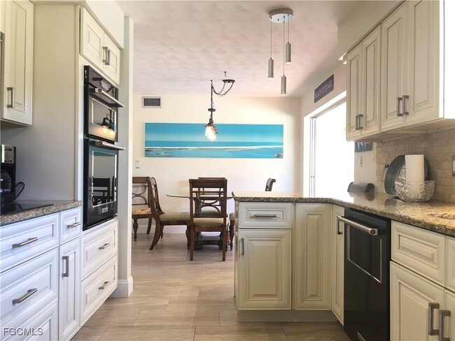 Photo - 5972 Baker Ct