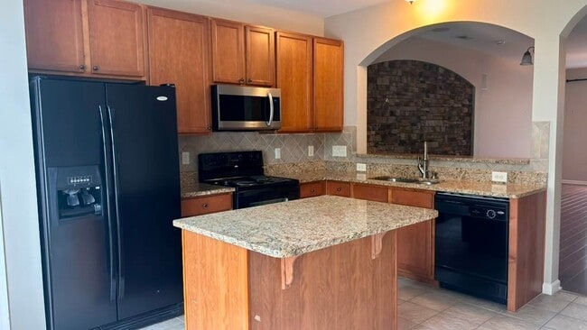 Photo - 100 Stratford Lakes Dr Unidad 105