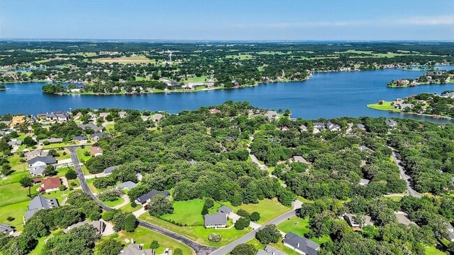 Photo - 122 Comanche Dr