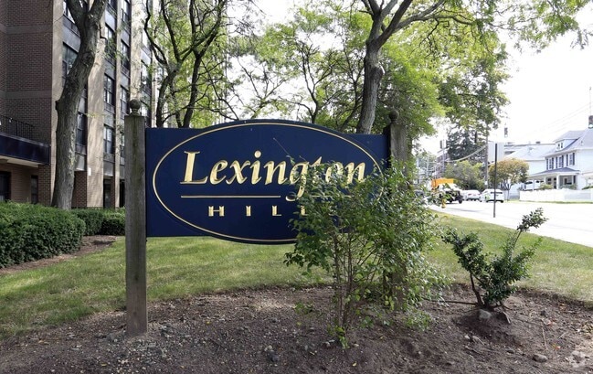 Photo - Lexington Apartments