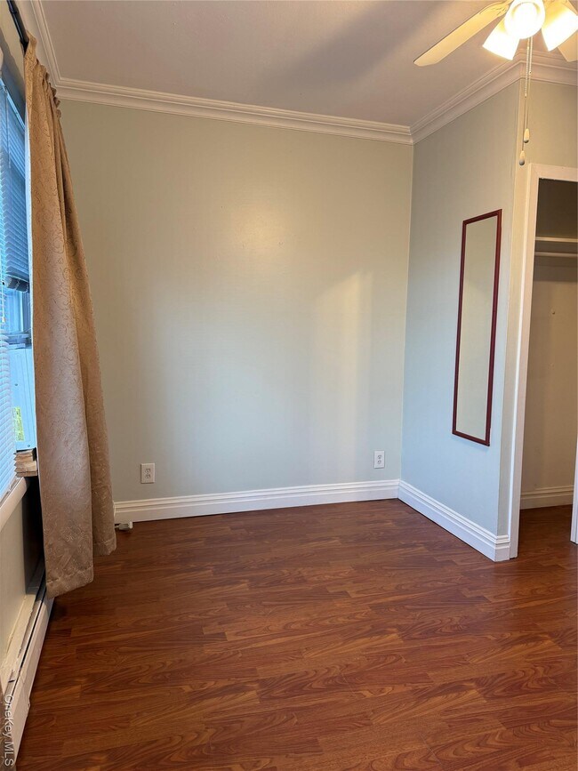 Photo - 283 Houston Ave Unidad 1st floor