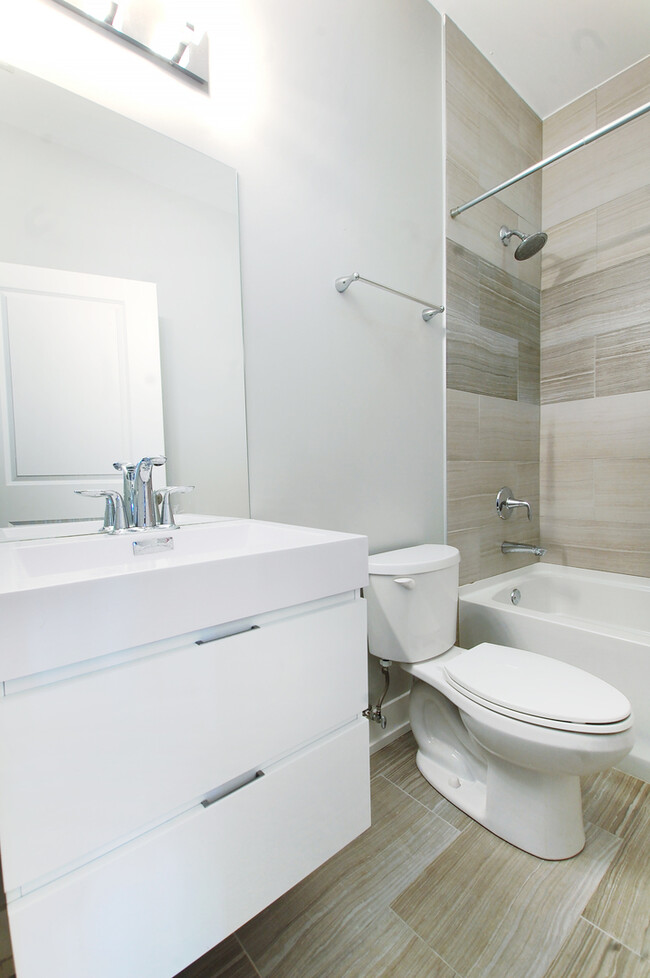 Photo - 1202 Waukegan Rd Condo Unit 206