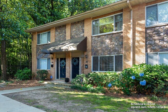 Photo - 100 Biscayne Dr NW