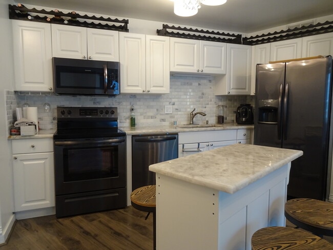 Photo - 211 E Ohio St Unit 2215