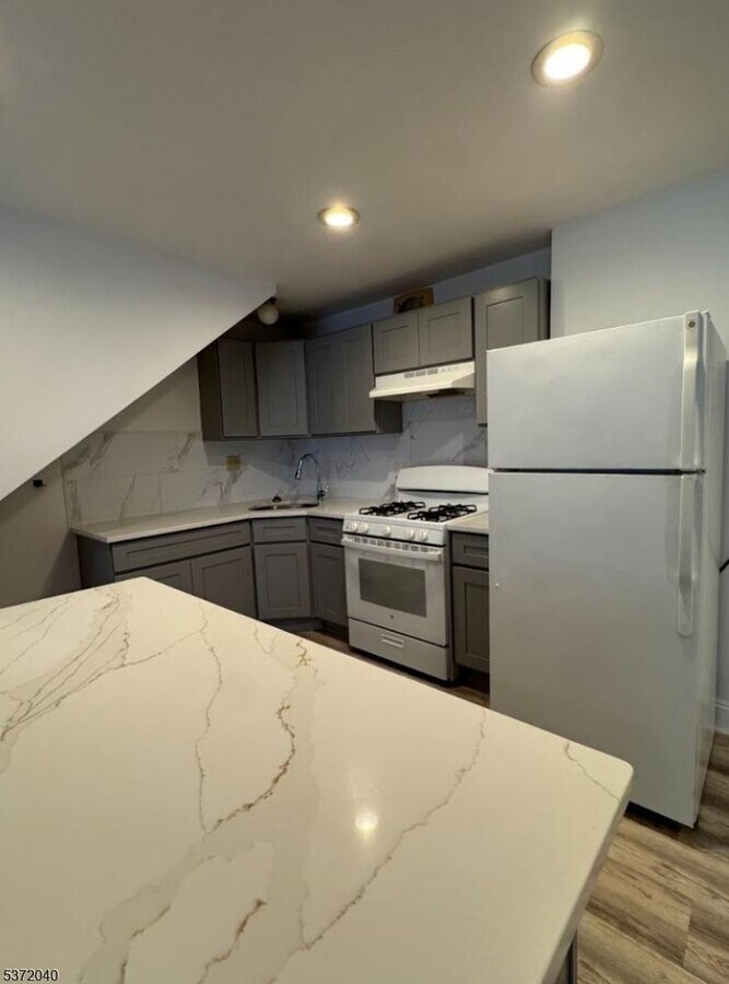 Photo - 111 S Orange Ave Unidad 1-1 Rental