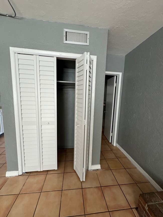 Photo - 218 Tamiami Trl S Unit #1 Studio