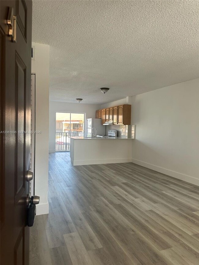 Building Photo - 5435 W 24th Ave Unit 41