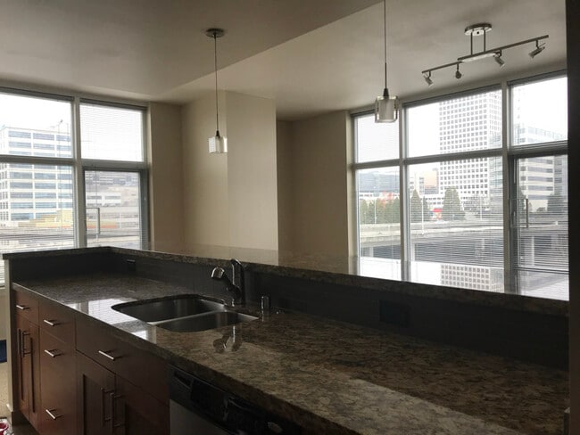 Photo - 1515 Dock St Unidad 712