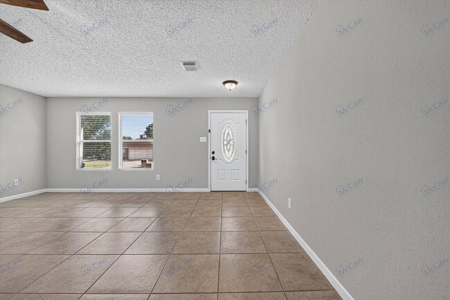 Photo - 5408 Lansdowne Ave