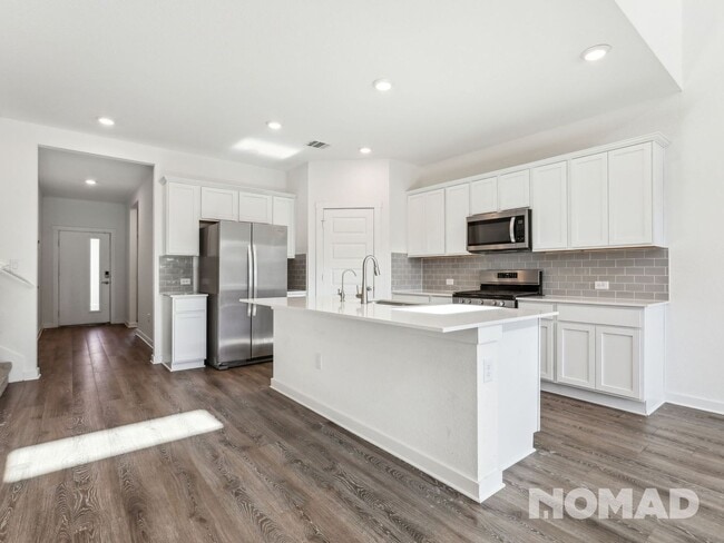 Photo - 272 Geminiflora Bend