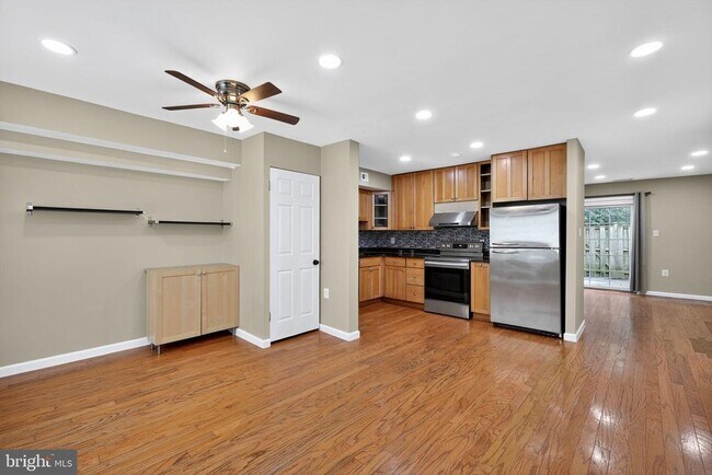 Photo - 680 Azalea Dr