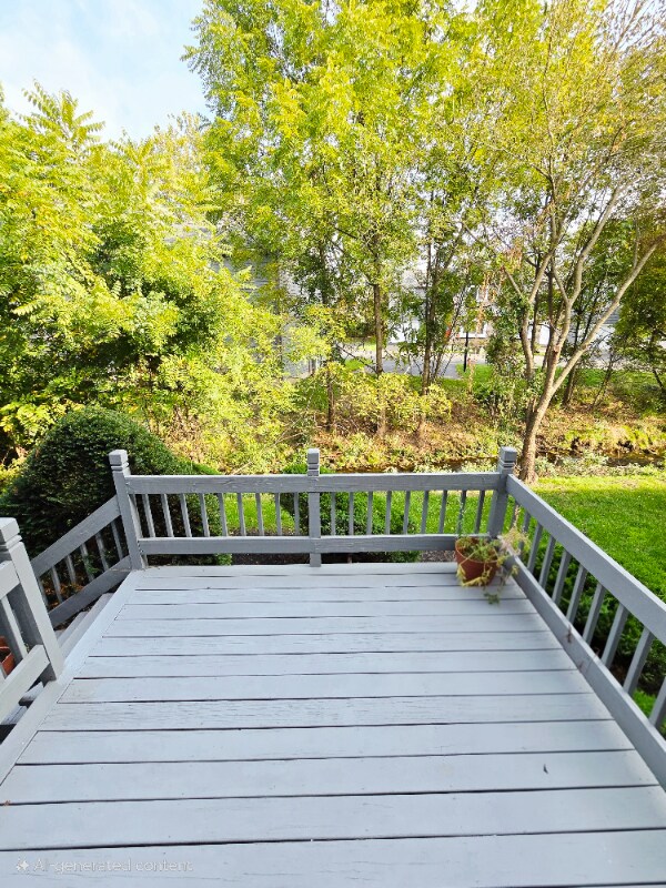 Photo - 821-21 Creek Ct