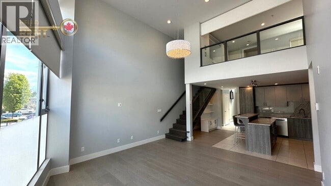 Photo - 1525 Bellevue Ave Unit 102