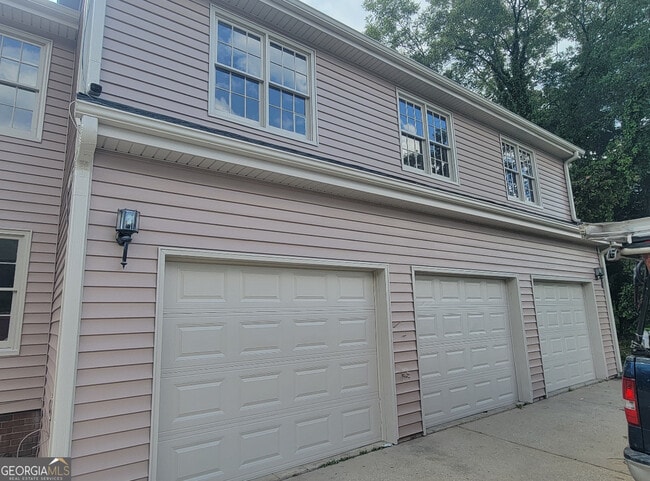 Photo - 1780 Elmwood Cir