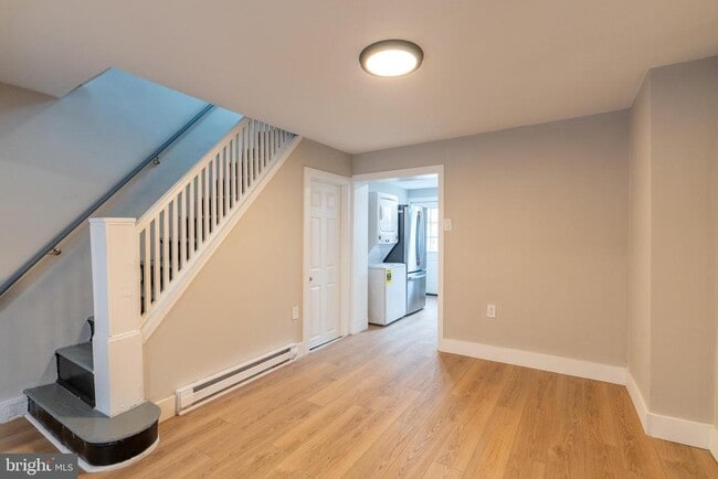 Photo - 2552 Coral St