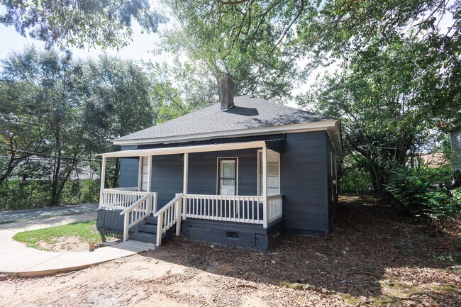 Photo - 1002 W Broad St