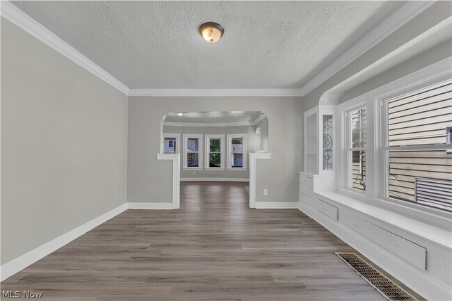 399 Madison Ave Unidad 1