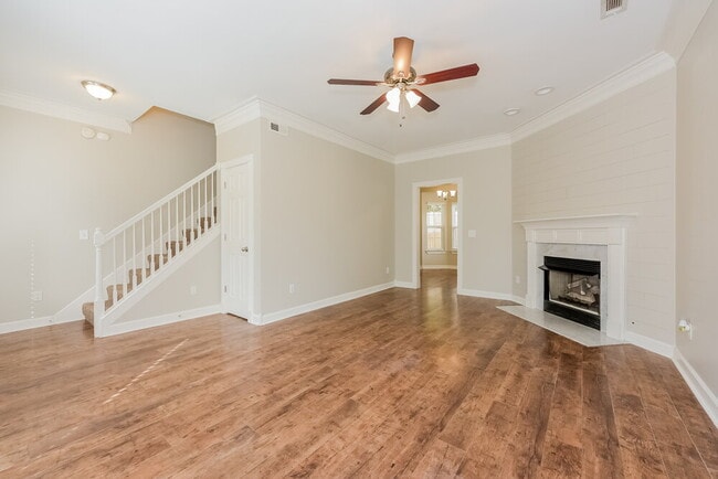 Photo - 145 Summerlake Pl