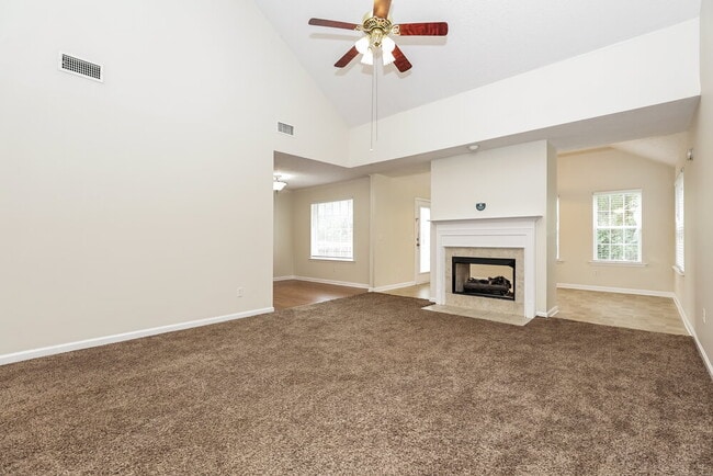 Photo - 294 Davids Way