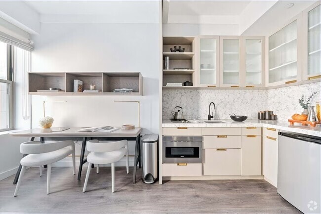 Building Photo - 4155 Executive Dr Unit 5 Rental