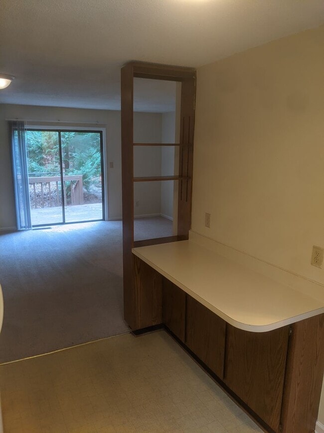 Photo - Chapel Hill / Weatherstone Townhouse