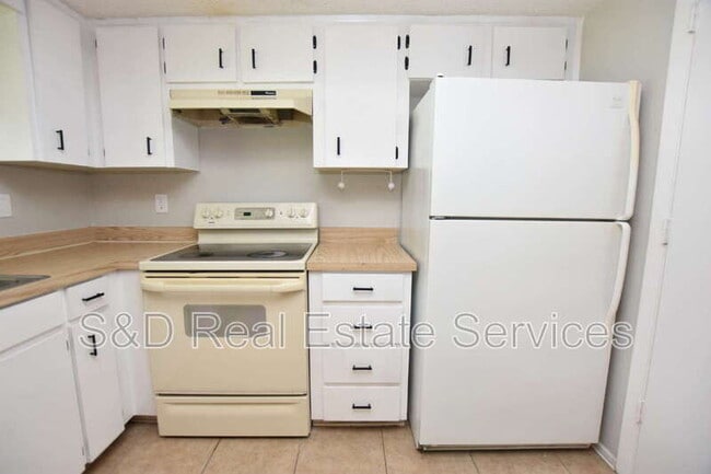 Photo - 1440 Ridge Lake Ct