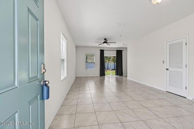 Photo - 909 Capitol Pkwy