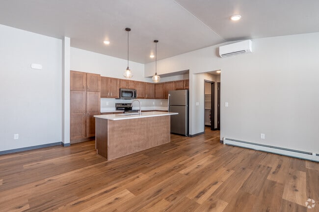 2BR, 2BA - 1,264SF - Living Room