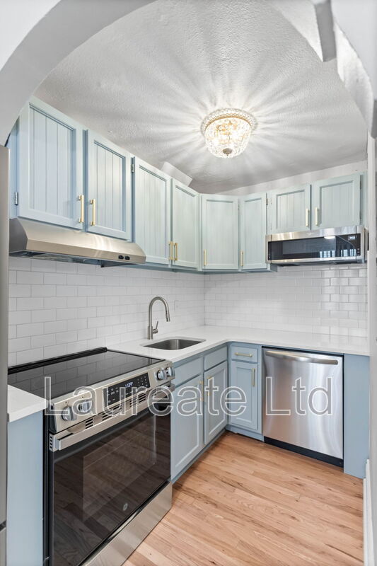 Photo - 1050 N Pearl St Unit #303