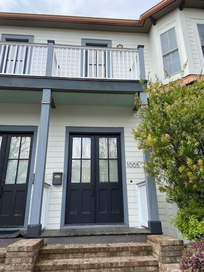 Building Photo - 1005 Habersham St Unit 1005