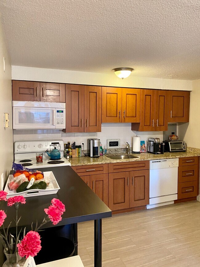 Photo - 290 Corey Rd Unidad 24