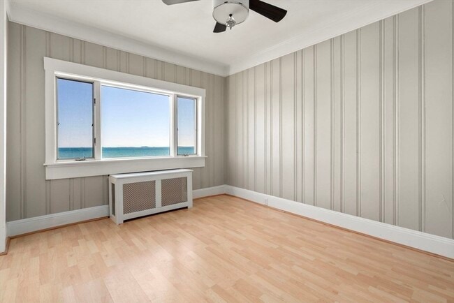 Photo - 73 Grovers Ave Unidad 1