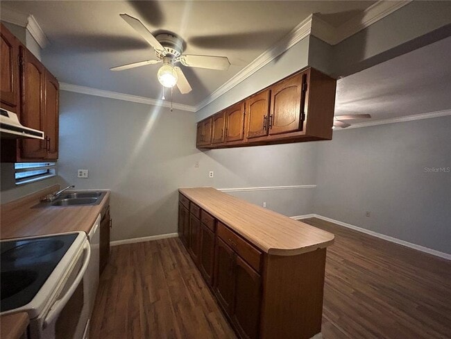 Photo - 2811 SW Archer Rd Unit M106