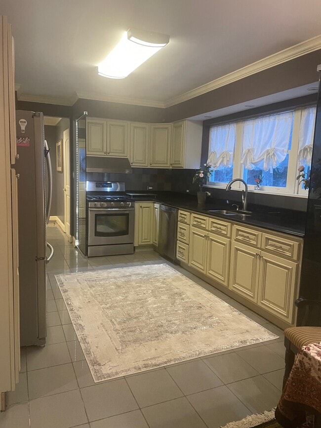 Photo - 6605 Ellenwood Dr