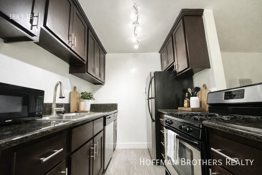 Photo - 12811 Caswell Ave Unidad 9