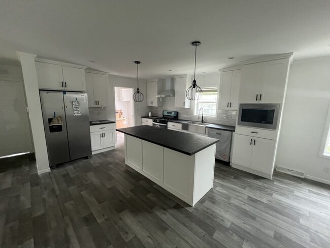 Building Photo - 7801 88th Ave Rental