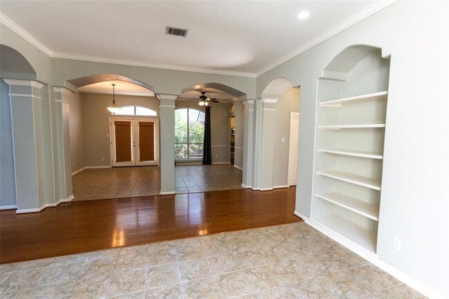 Photo - 8917 Joachim Ln