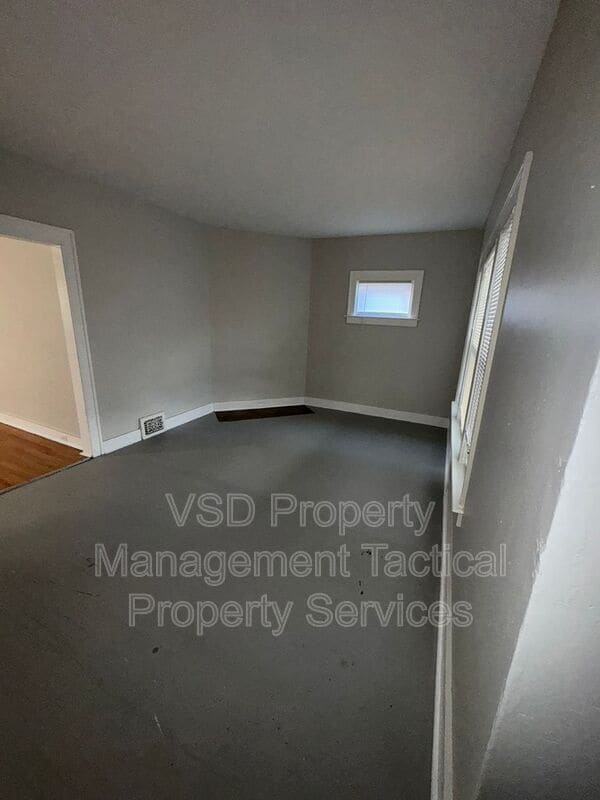 Photo - 13436 Hartford Rd Unit Down