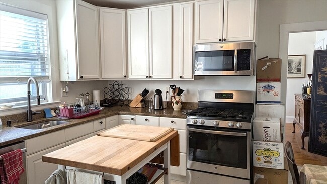 Photo - 346 Lexington St Unit B