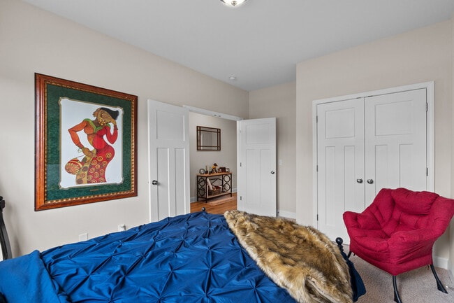 Photo - 152 Savannah Wood Rd