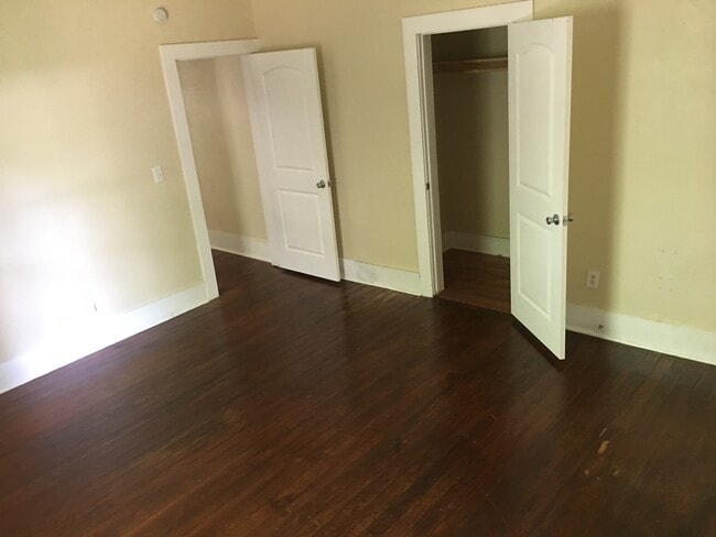 Photo - 1212 Hawthorne Ave