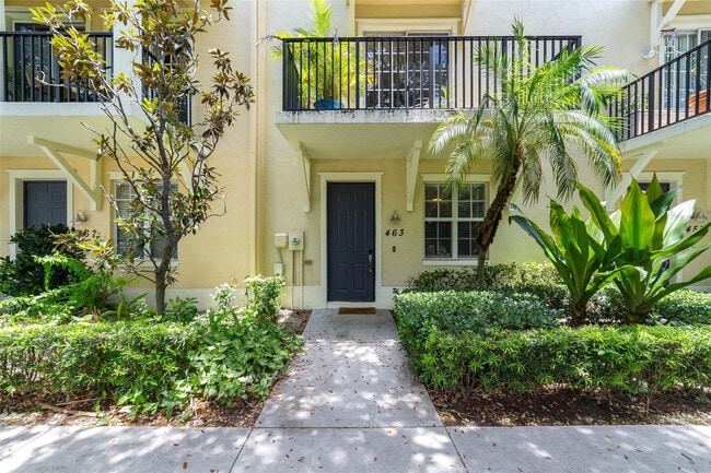 Photo - 463 School House Rd