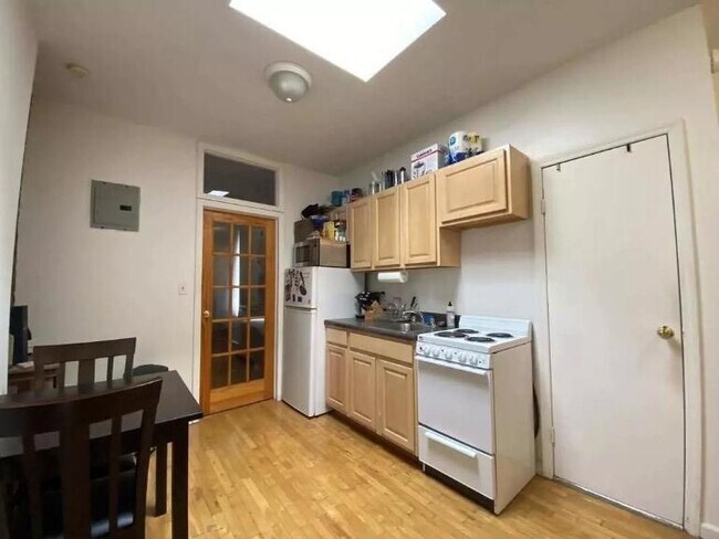 Photo - 55 Second Avenue Apartment Unit 12
