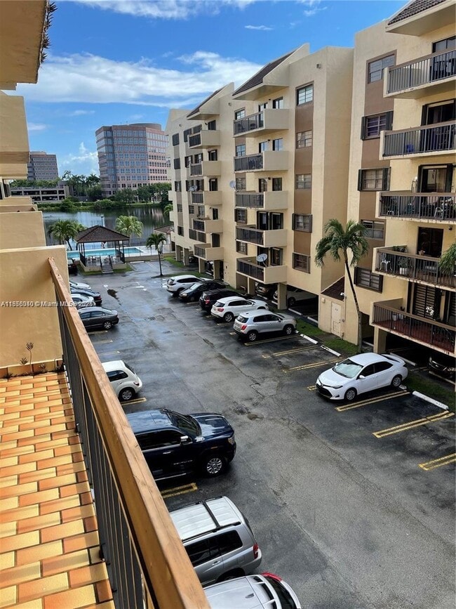 Building Photo - 5249 NW 7th St Unit 303 Rental