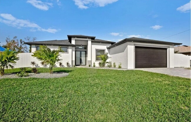 Building Photo - Luxury New Construction Pool Home for Rent...