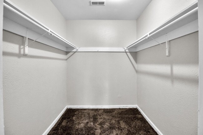 Photo - 1282 Maryland Dr