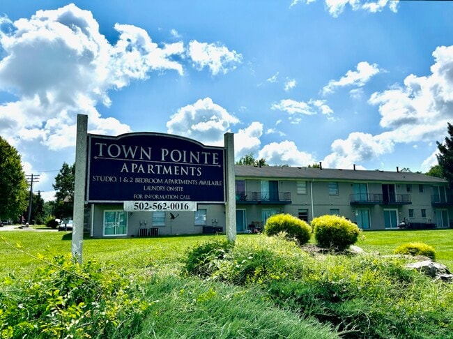 Town Pointe Apartments - Town Pointe Apartments